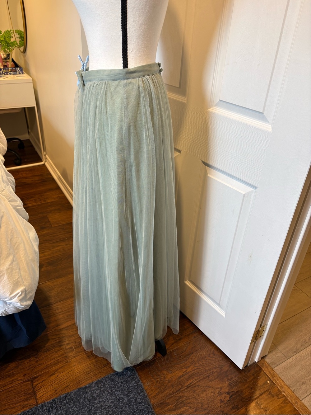 Jenny Yoo Sage Green Tulle Maxi Skirt Bridesmaid Wedding Size 10 - Picture 3 of 9